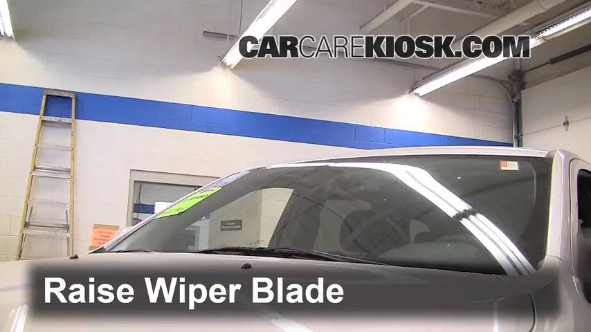 2011 Dodge Durango Crew 3.6L V6 FlexFuel Windshield Wiper Blade (Front)